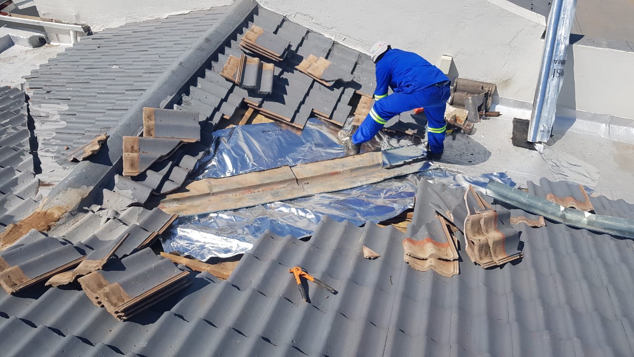 Tiled roof waterproofing
